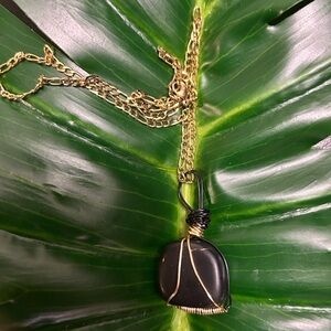 black SHUNGITE crystal handcrafted wire wrapped pendant stainless steel necklace